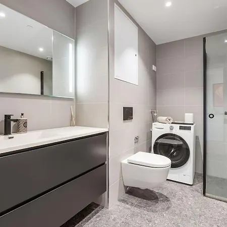 Daire New 1 Bedroom With Balcony *
